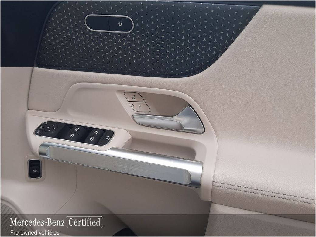 2024 Mercedes-Benz GLB Class