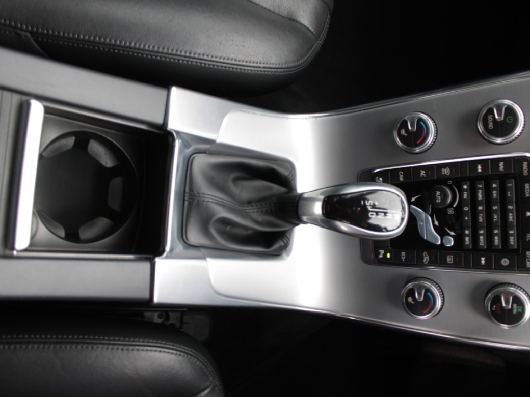 2016 Volvo V60 Cross Country