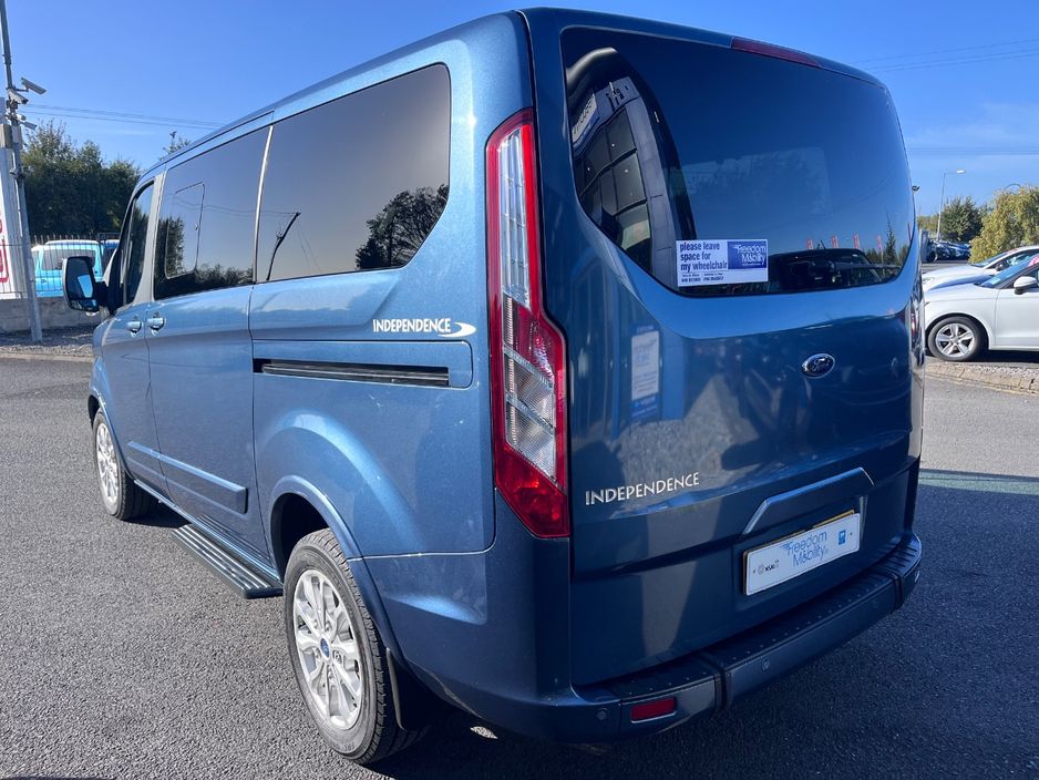 2020 Ford Tourneo