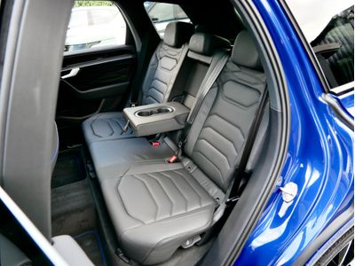 2025 Volkswagen Touareg