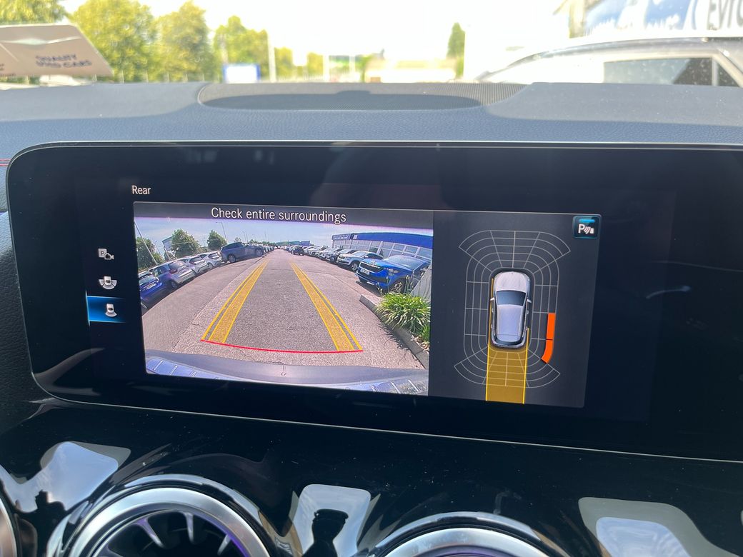 2022 Mercedes-Benz EQA