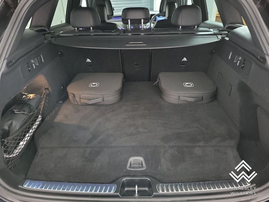 2024 Mercedes-Benz GLC Class