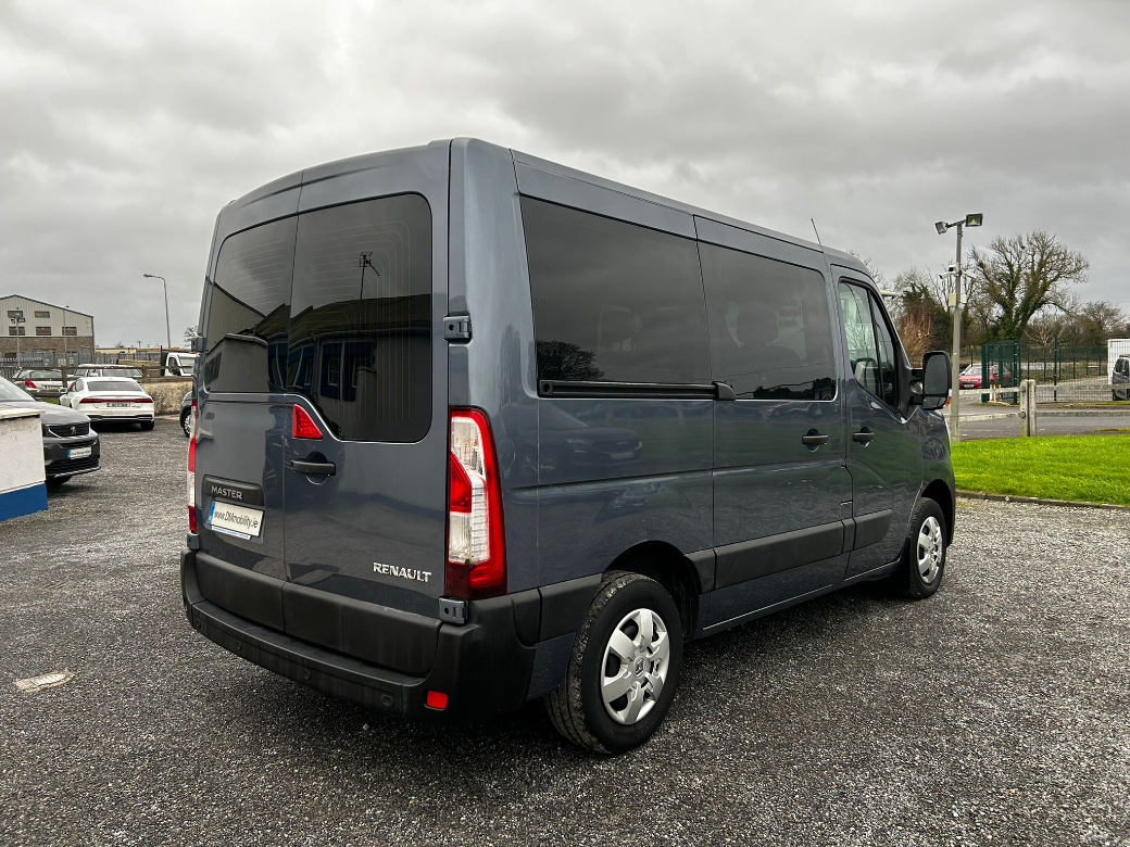 2020 Renault Master
