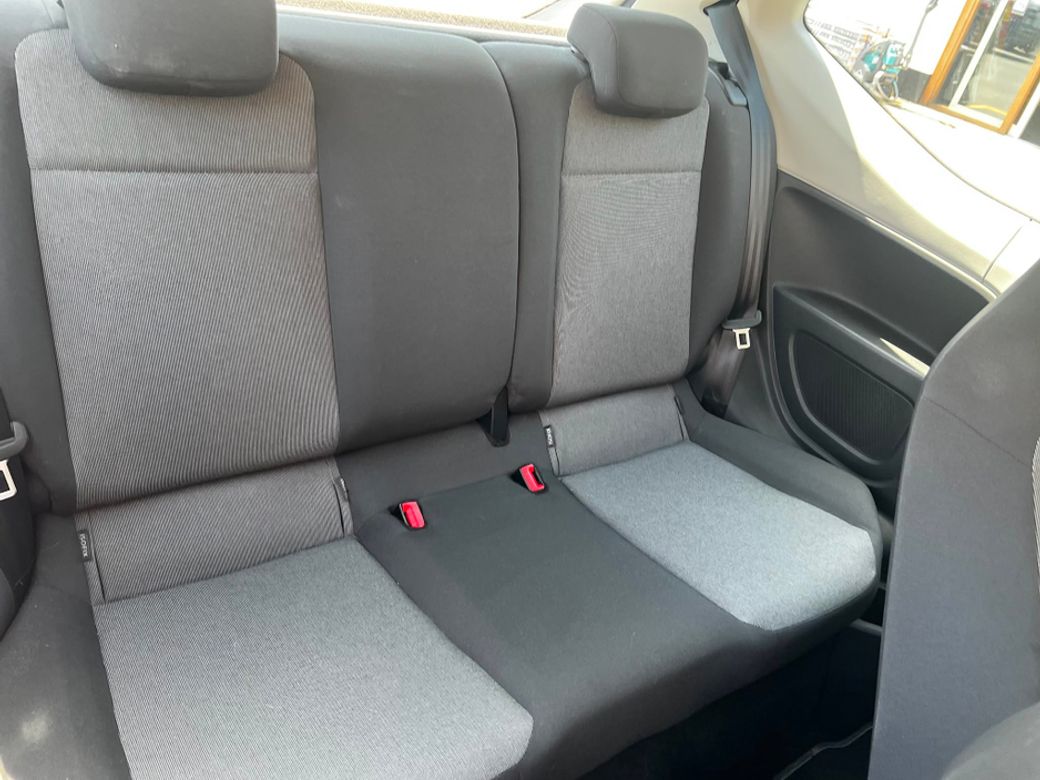 2013 Volkswagen up!