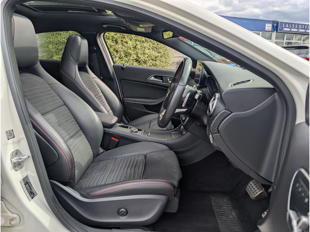 2017 Mercedes-Benz A 180
