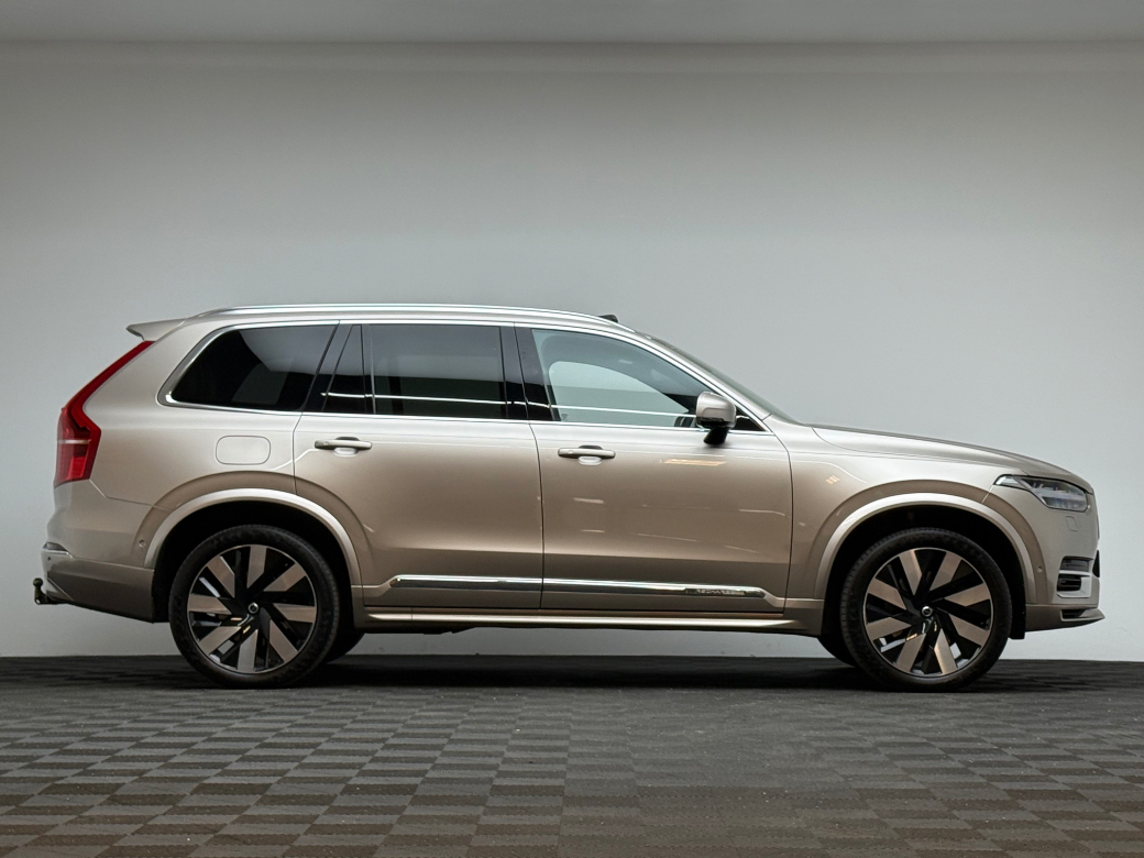 2023 Volvo XC90