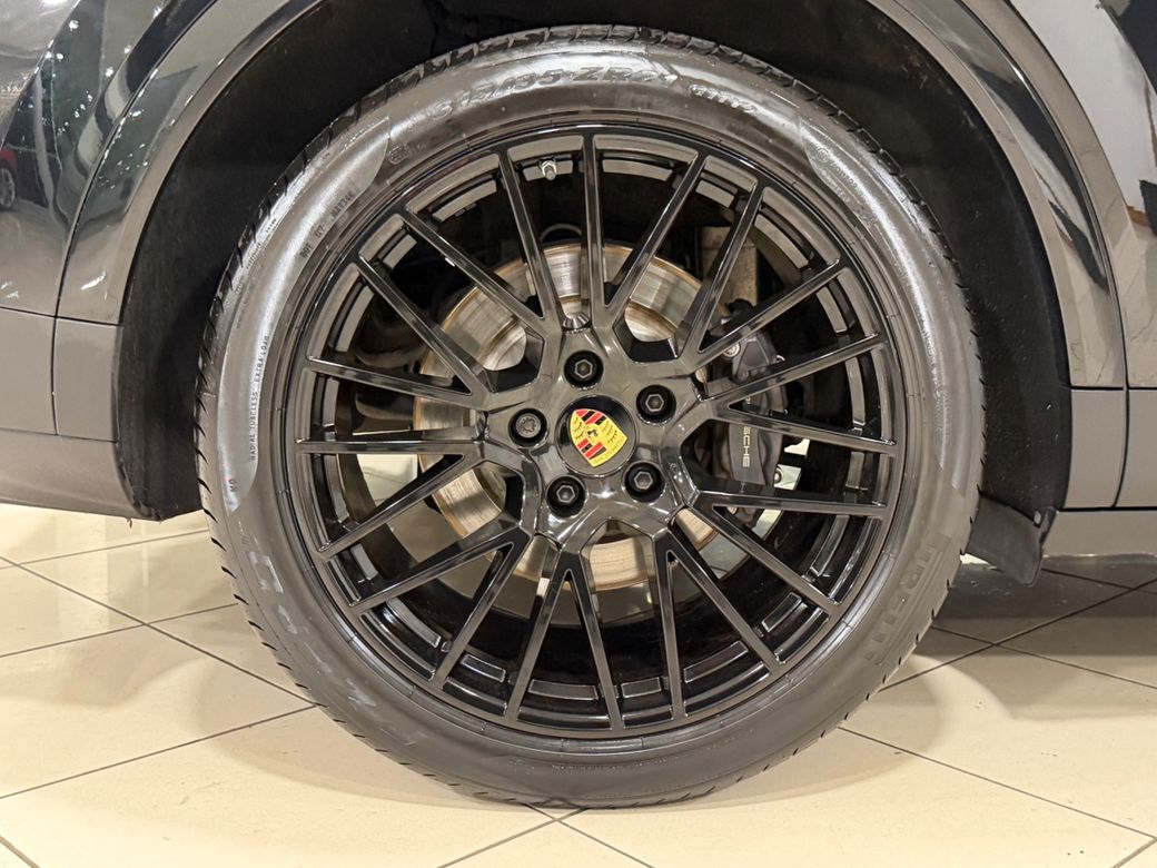 2023 Porsche Cayenne