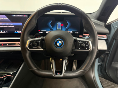 2024 BMW i5