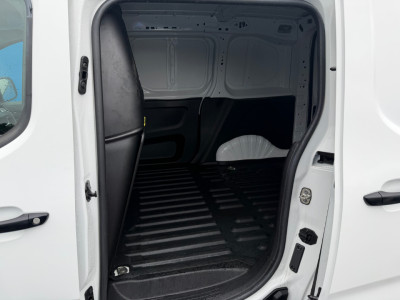 2021 Peugeot Partner