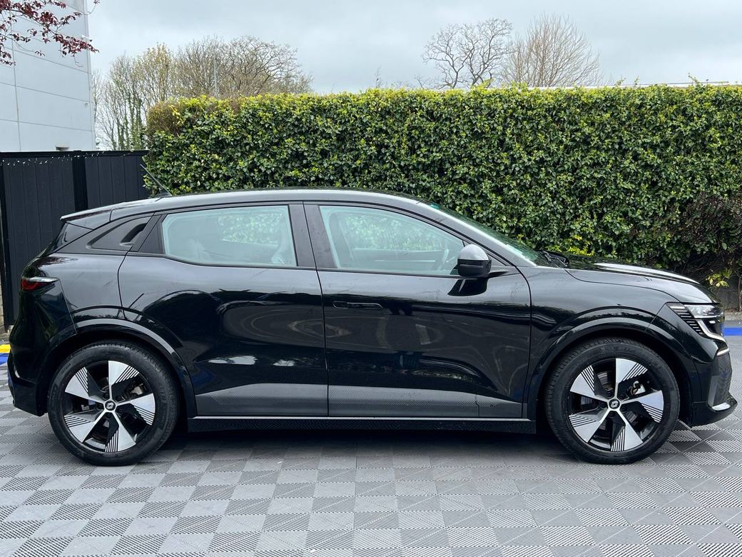 2023 Renault Megane E-Tech