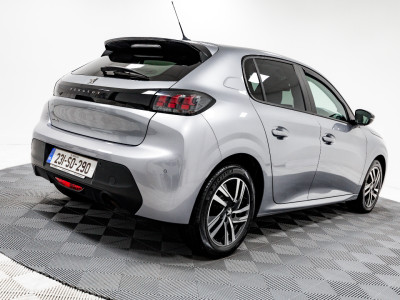 2023 Peugeot 208