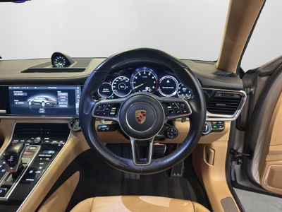 2018 Porsche Panamera