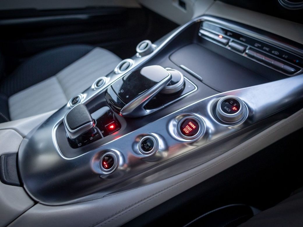 2016 Mercedes-Benz AMG GT