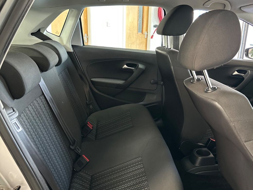 2015 Volkswagen Polo