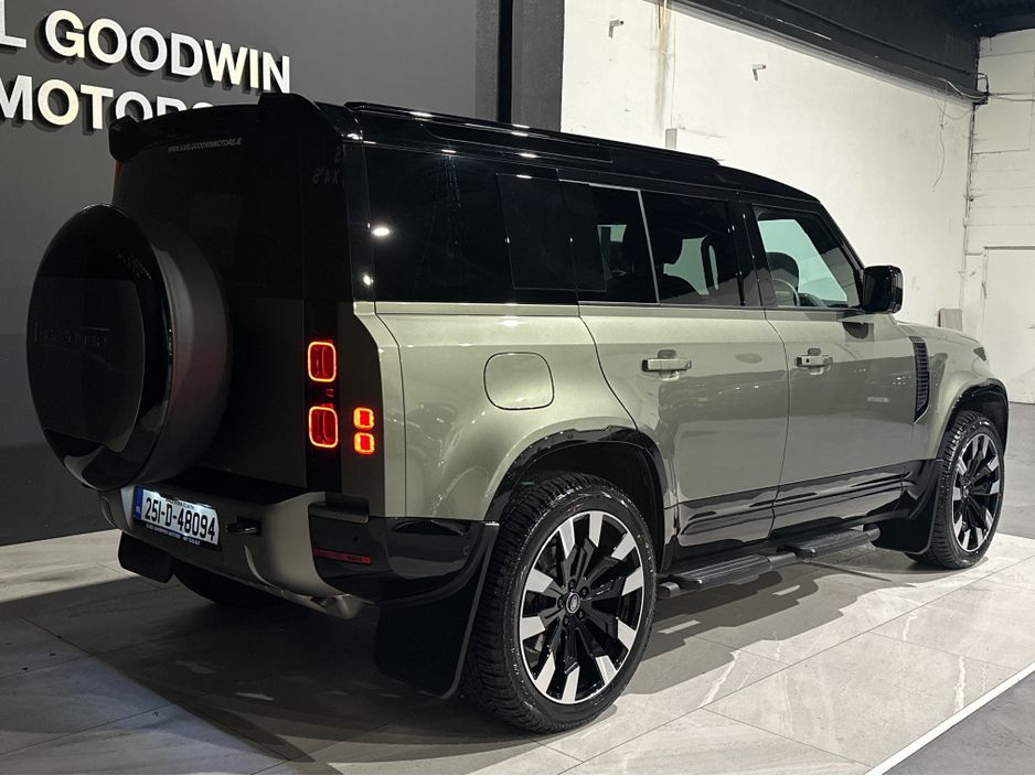2025 Land Rover Defender