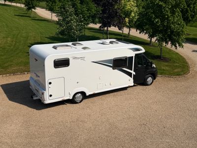 2014 BAILEY APPROACH  AUTOGRAPH 750 LOW PROFILE R.H.D 
