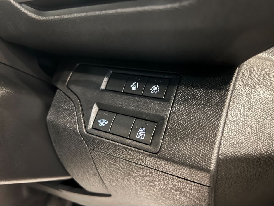 2021 Peugeot 5008
