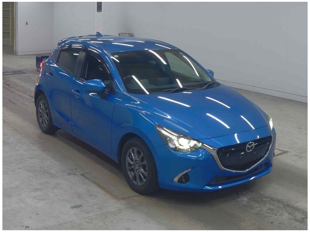 2017 Mazda Demio