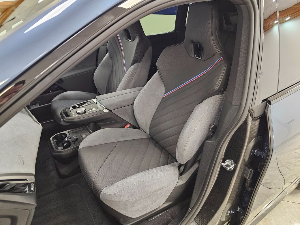 2026 BMW iX