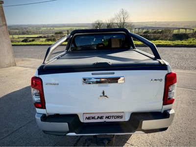 2020 Mitsubishi L200