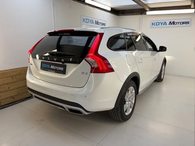2017 Volvo V60 Cross Country