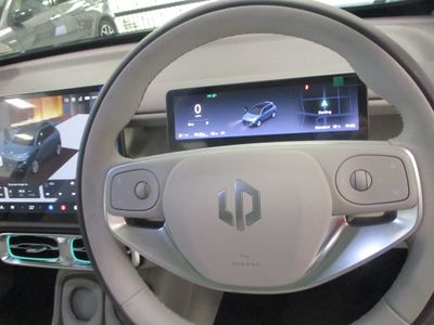 2026 Leapmotor B10