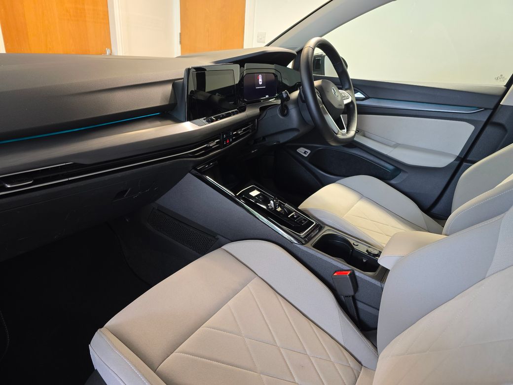 2023 Volkswagen Golf
