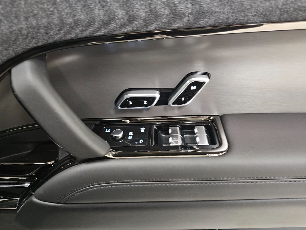 2026 Land Rover Range Rover Sport