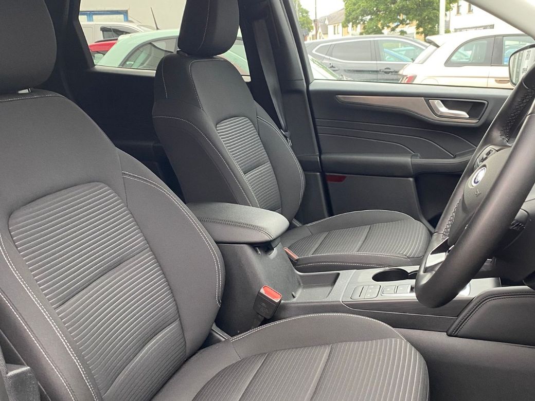 2022 Ford Kuga