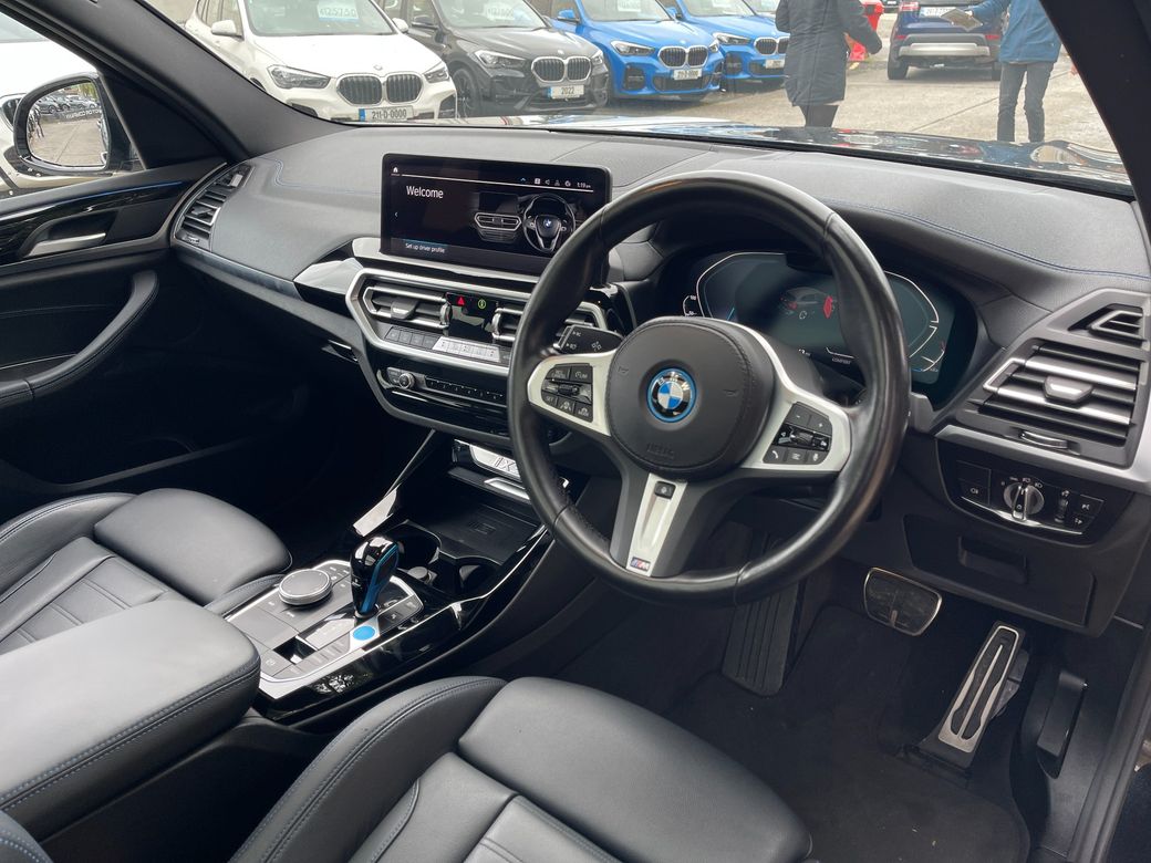 2022 BMW iX3