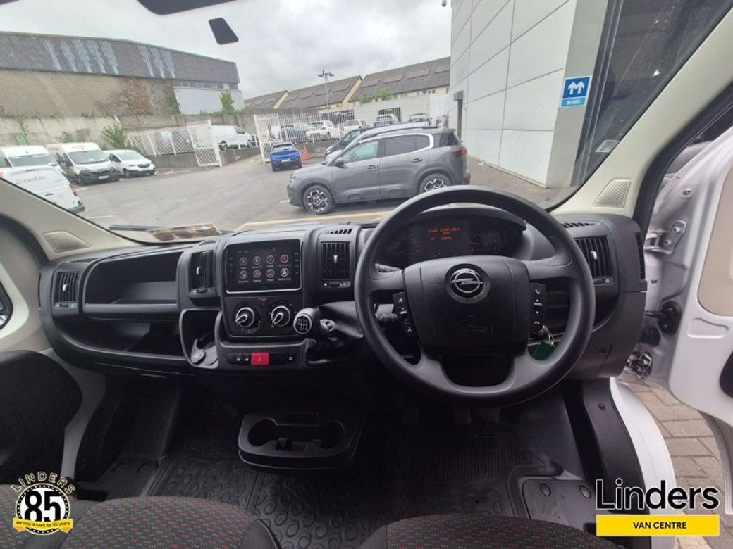 2023 Opel Movano