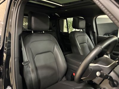 2025 Land Rover Defender