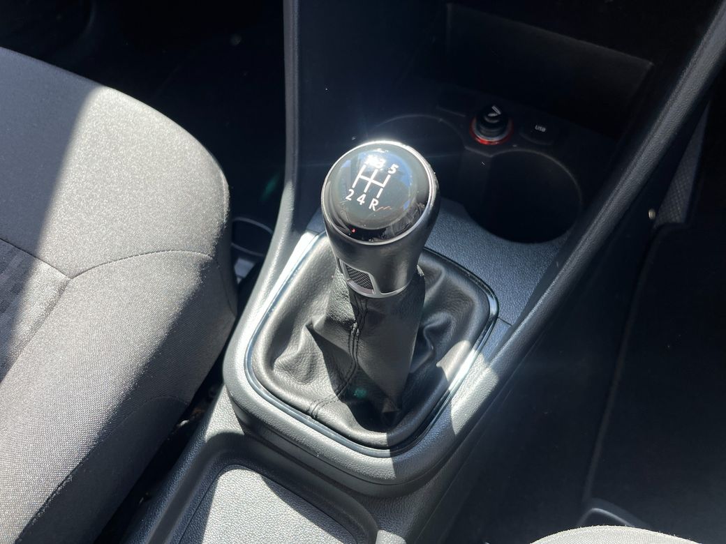 2016 Volkswagen Polo