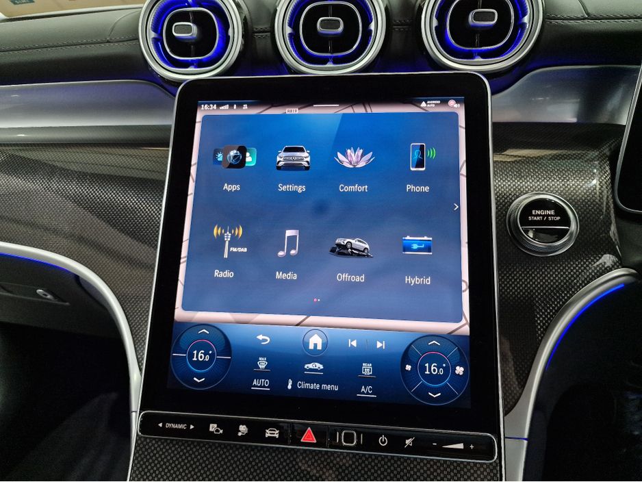 2024 Mercedes-Benz GLC Class