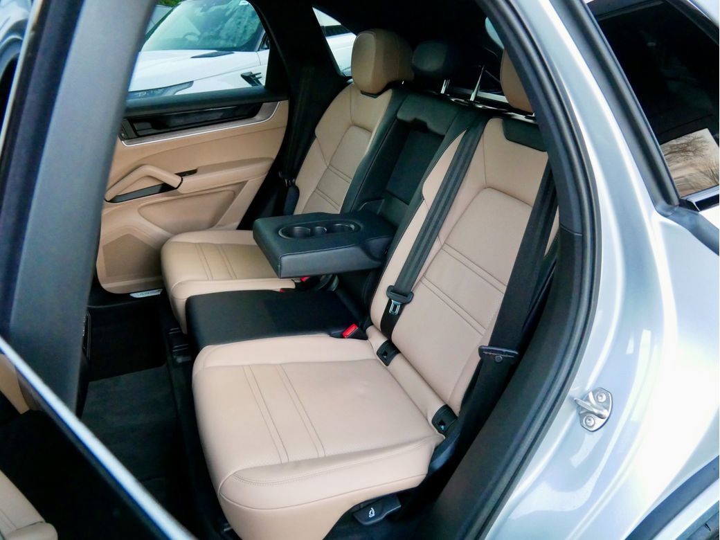 2024 Porsche Cayenne