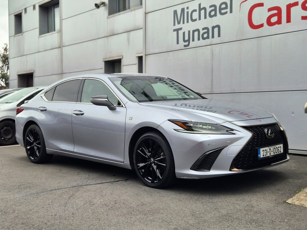 2023 Lexus ES 300h