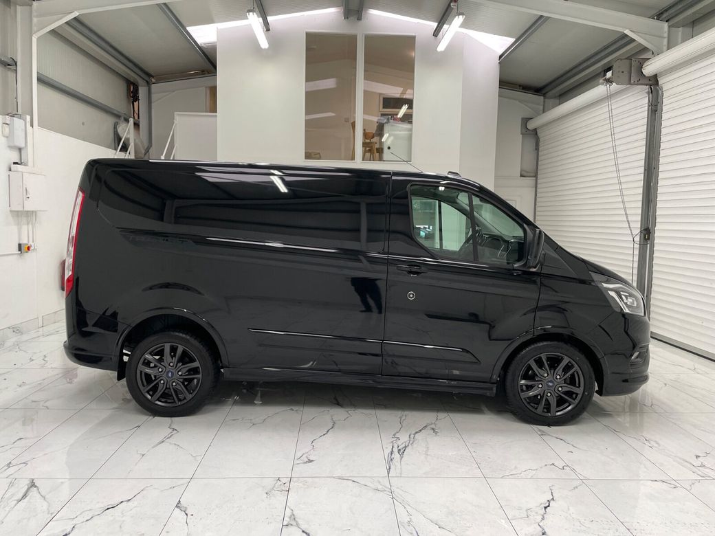2022 Ford Transit Custom