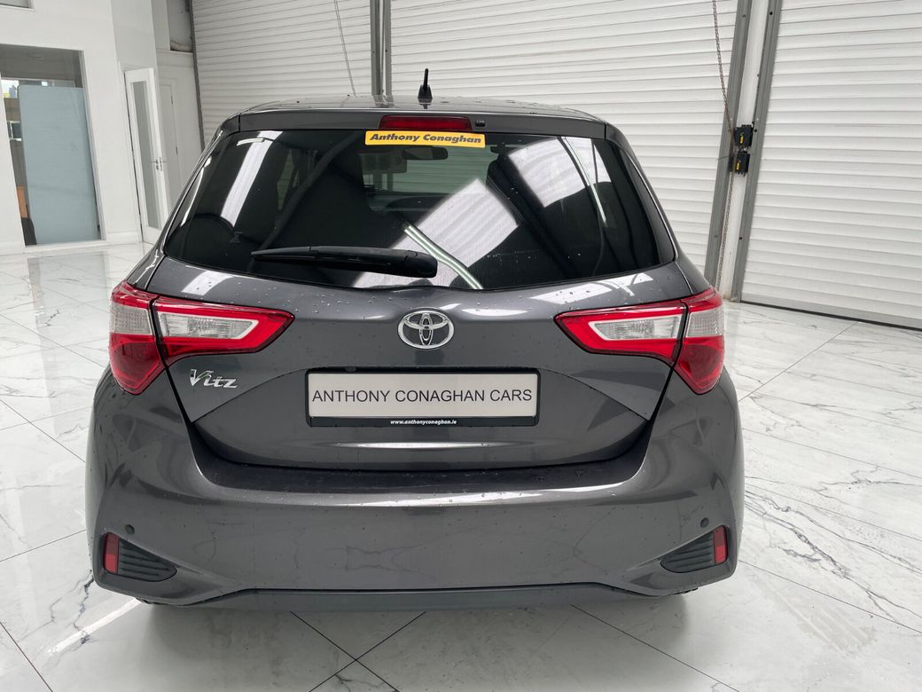 2017 Toyota Vitz
