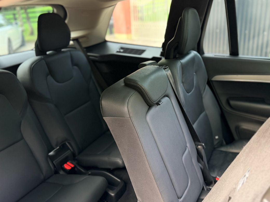 2022 Volvo XC90