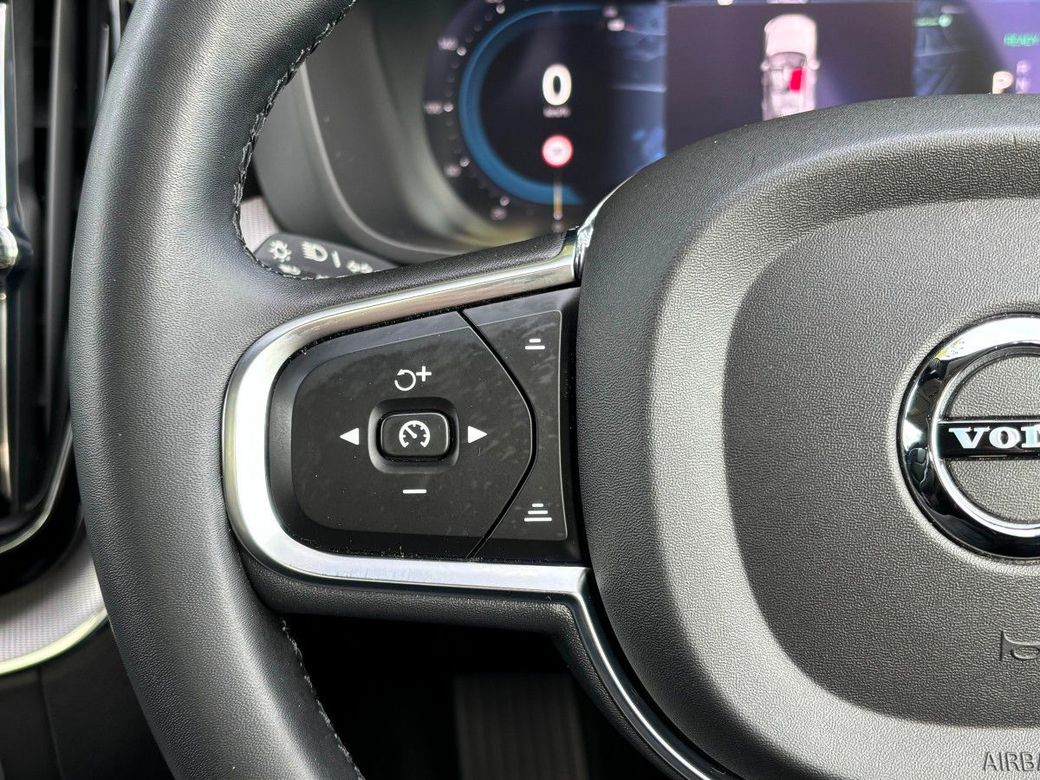 2023 Volvo XC60