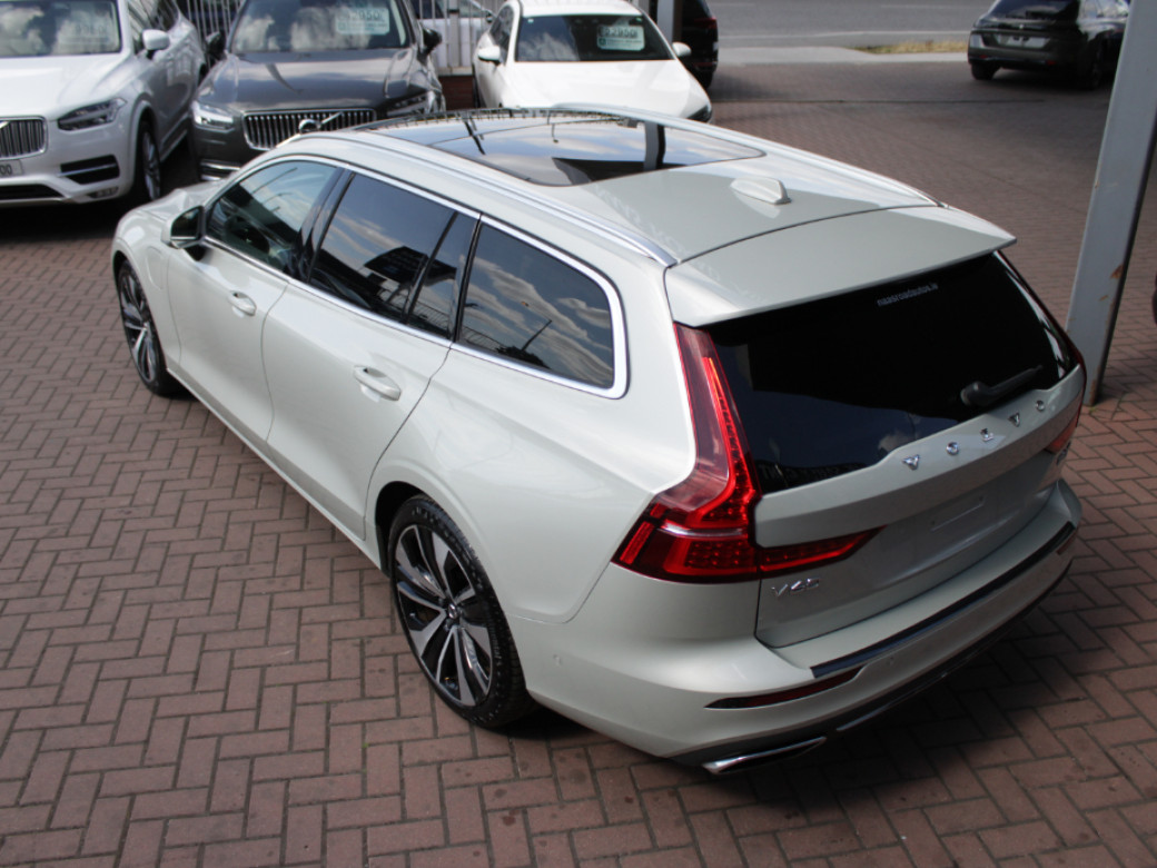 2020 Volvo V60