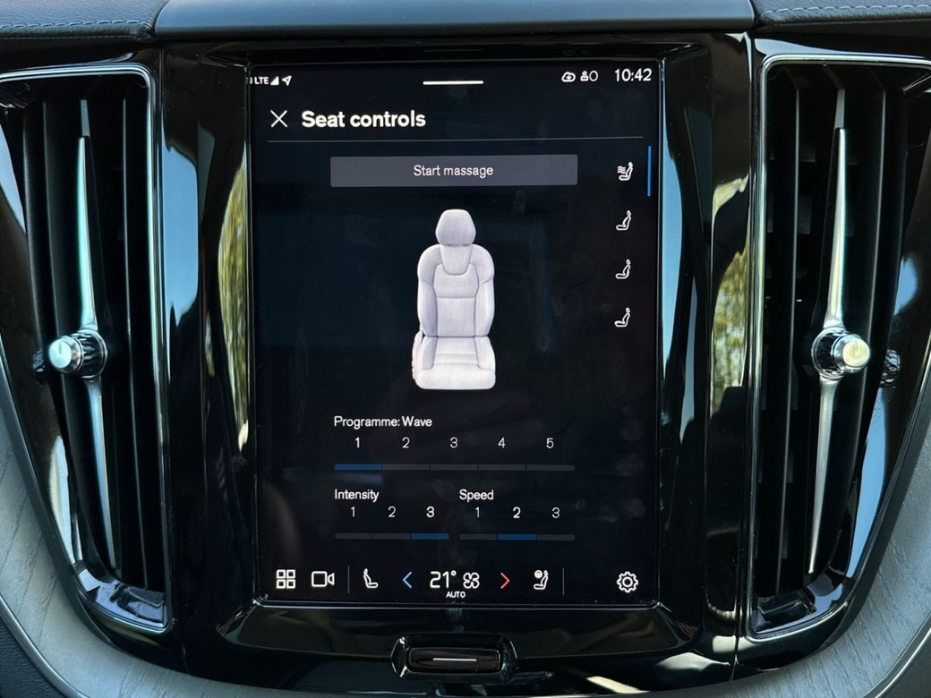 2025 Volvo XC60