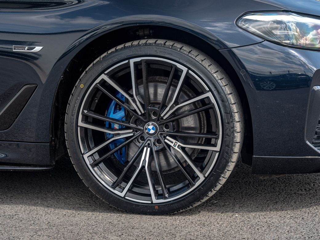 2022 BMW 5 Series