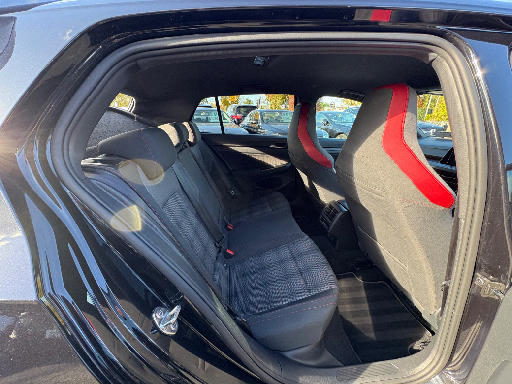 2024 Volkswagen Golf