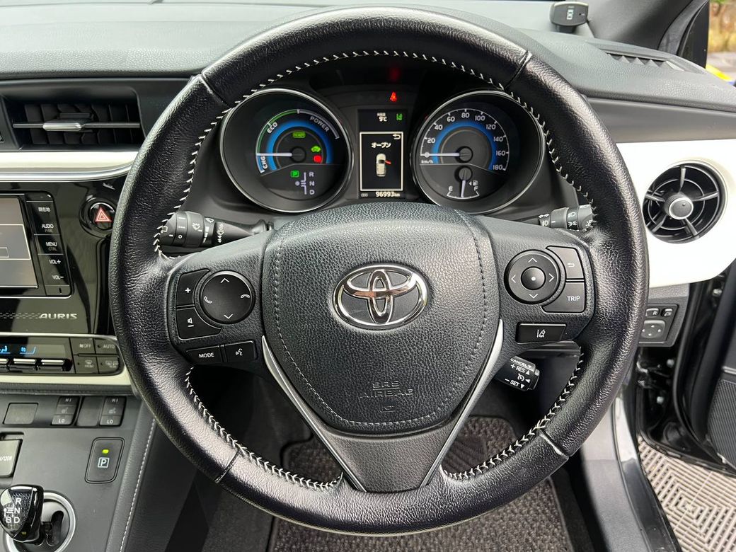 2016 Toyota Auris