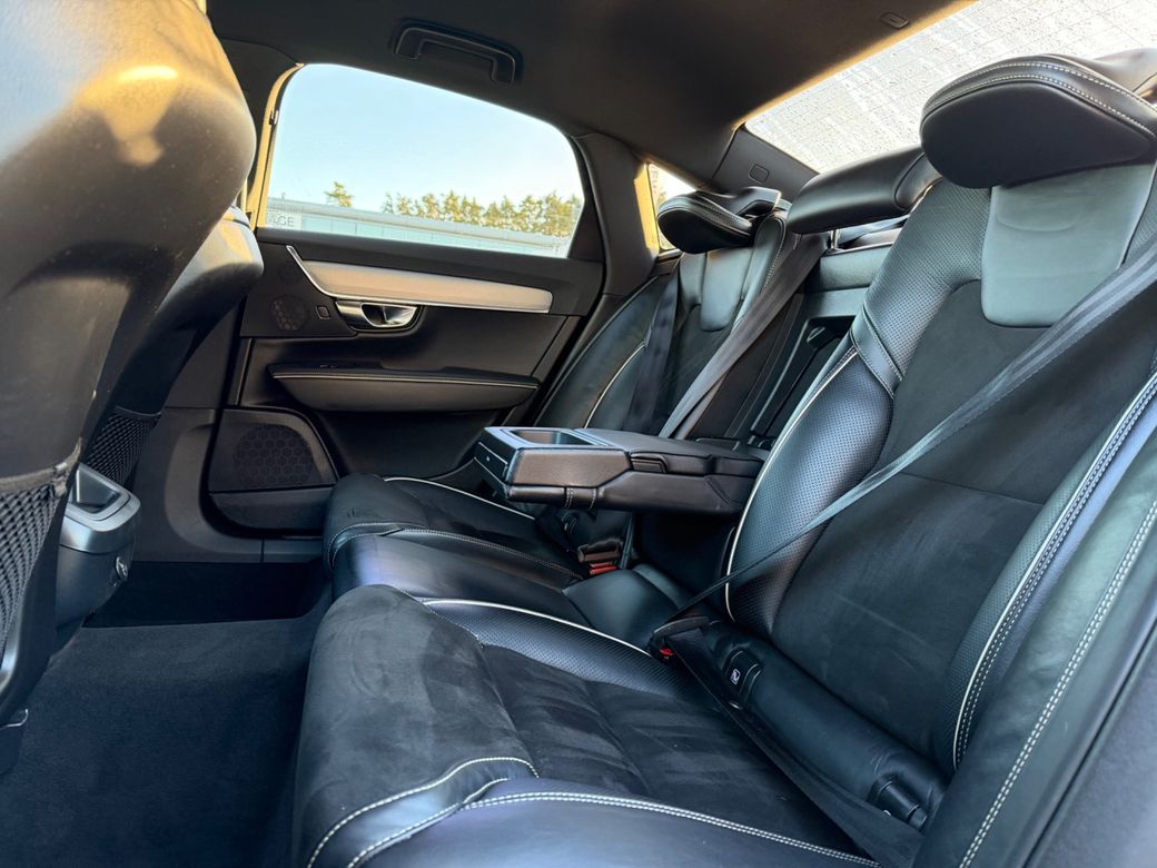 2018 Volvo S90