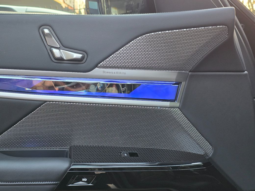 2024 BMW i7