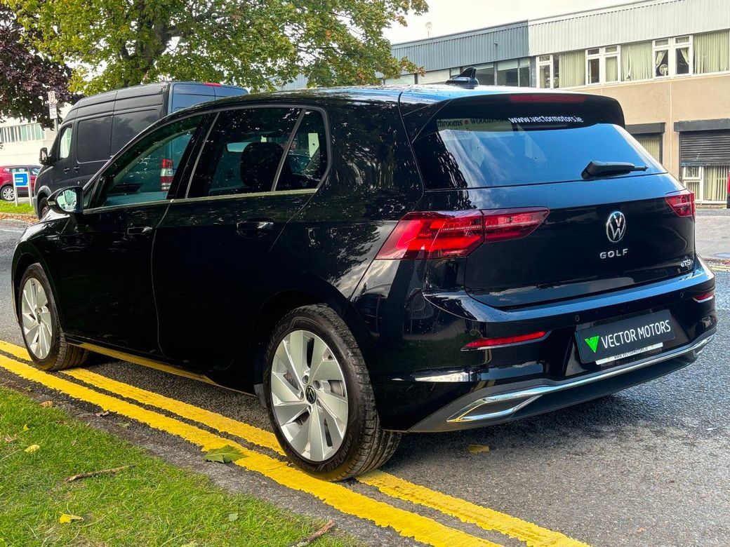 2024 Volkswagen Golf