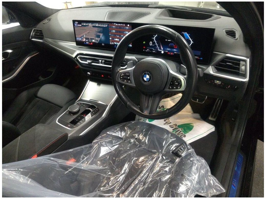 2023 BMW 320