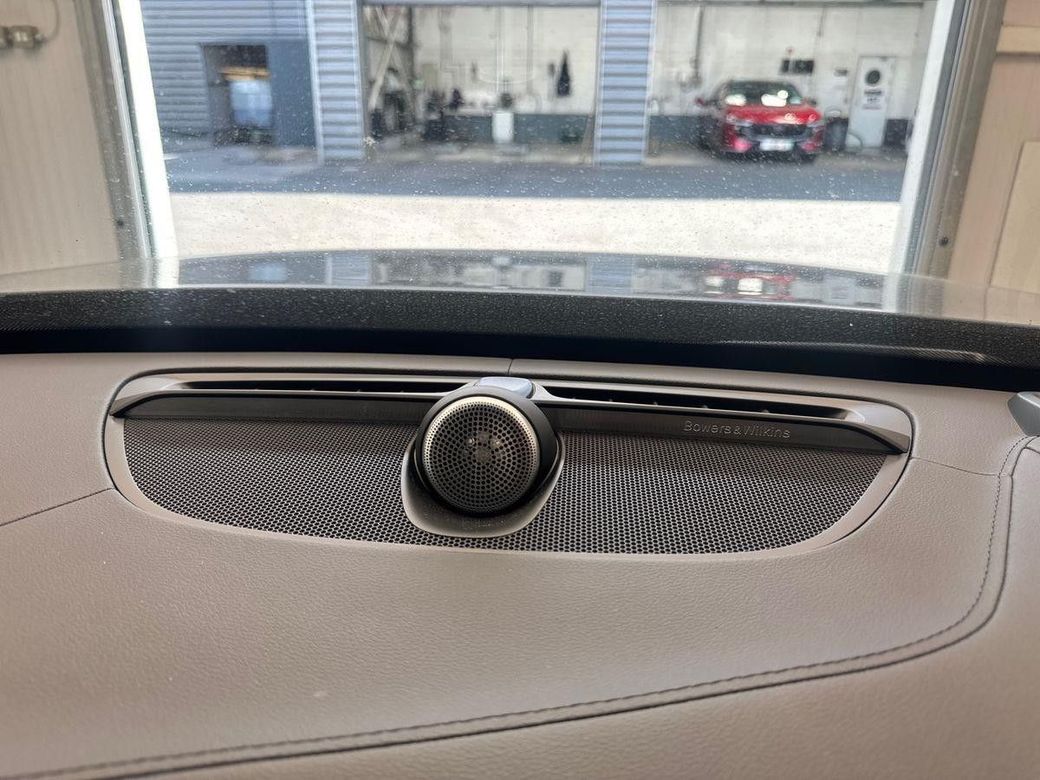 2023 Volvo XC90